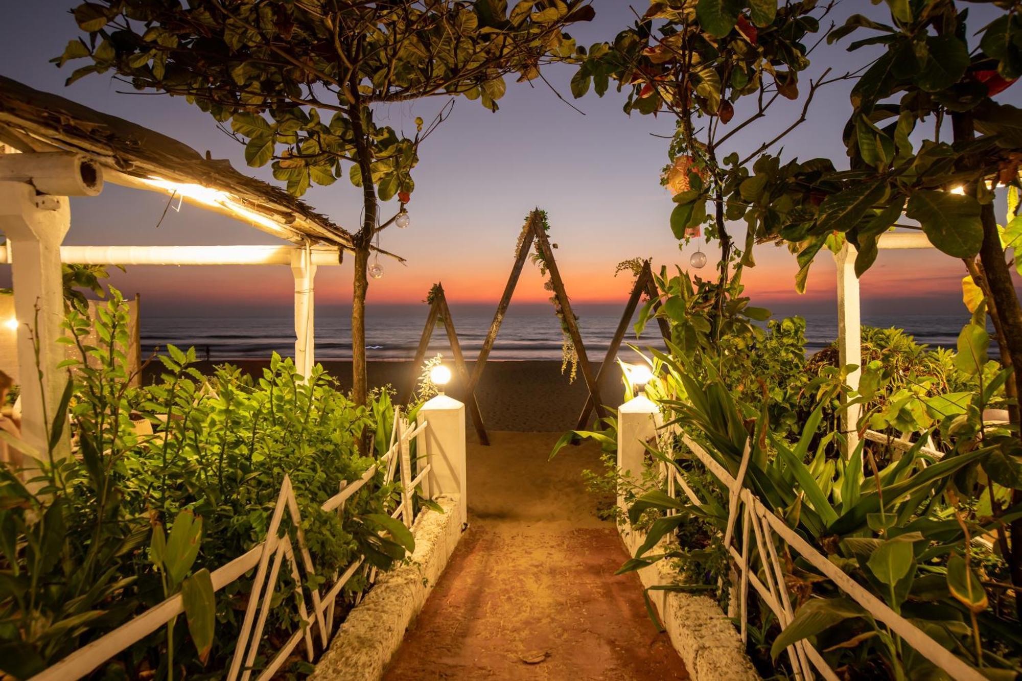 Sunset Cafe Beach Stay ゴカルナ エクステリア 写真